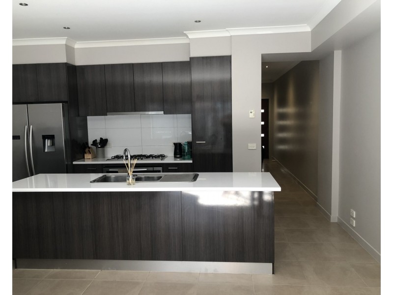 2/254-258 Waterview Boulevard, Craigieburn VIC 3064