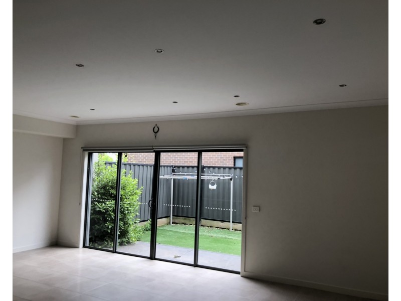 2/254-258 Waterview Boulevard, Craigieburn VIC 3064