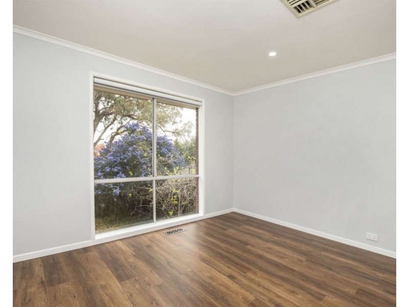 12 Belar Court, Meadow Heights VIC 3048