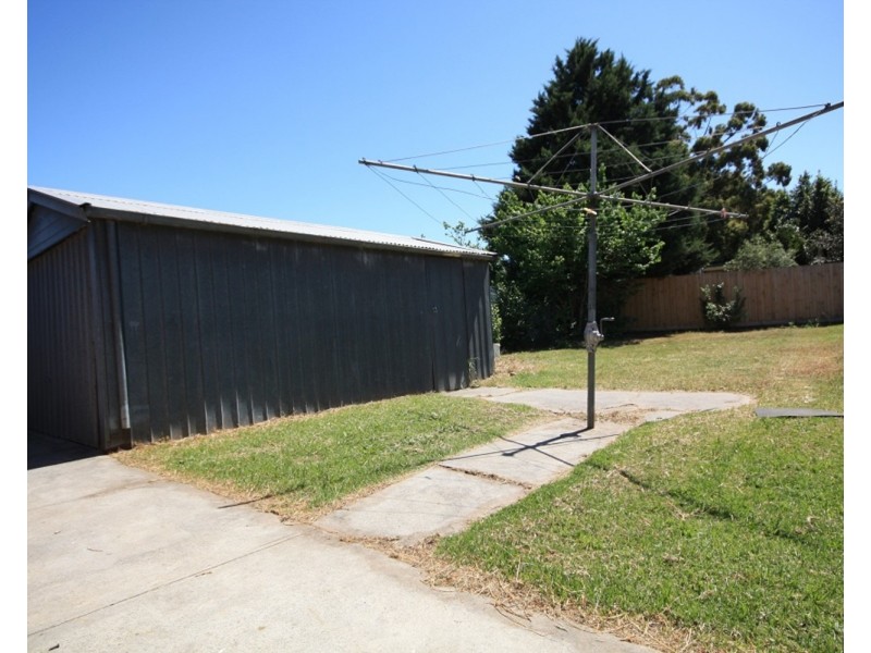 26 Sunset Boulevard, Jacana VIC 3047