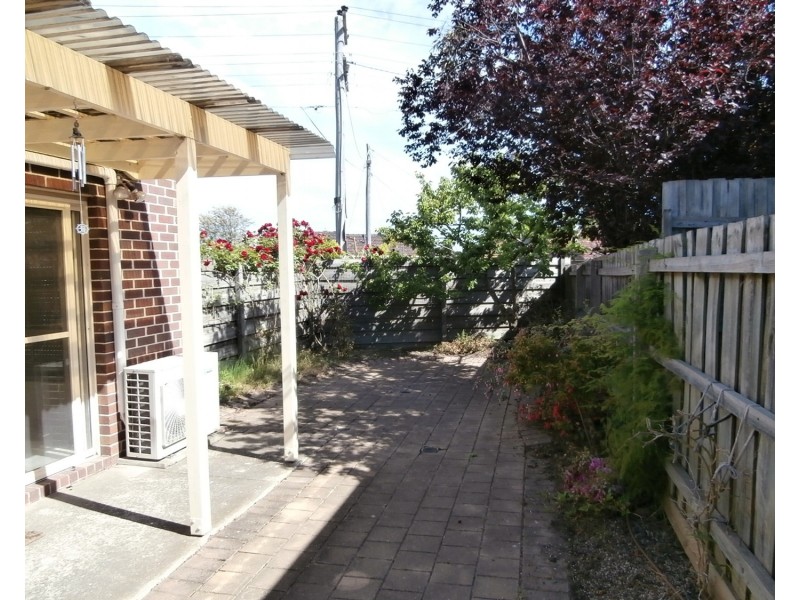 1/180 Glenroy Road, Glenroy VIC 3046