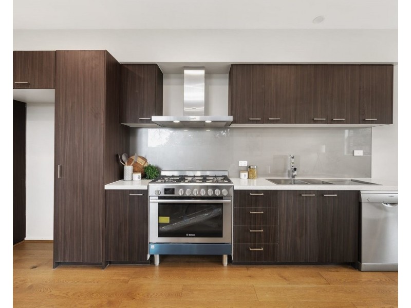 5/4-8 Military Road, Avondale Heights VIC 3034