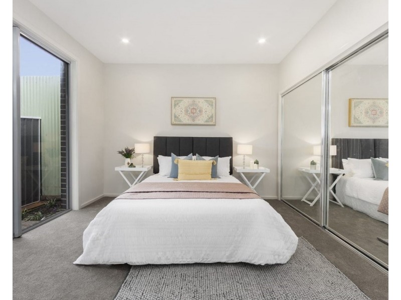 5/4-8 Military Road, Avondale Heights VIC 3034