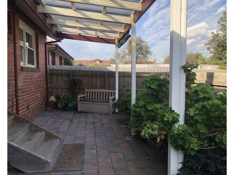 9 Fox Court, Jacana VIC 3047