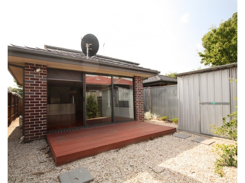2/4 Shepherd Street, Glenroy VIC 3046