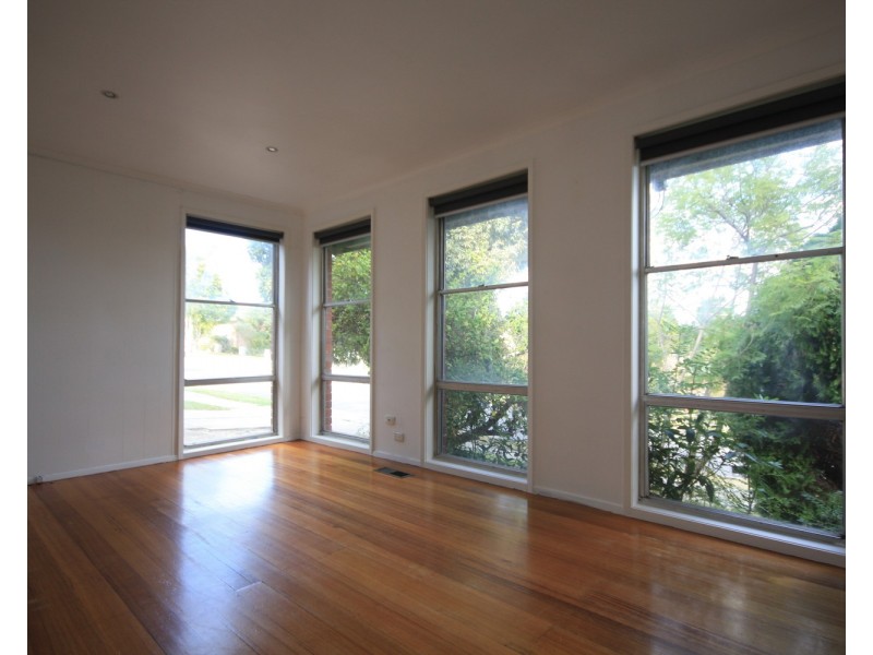 2 Rose Court, Jacana VIC 3047