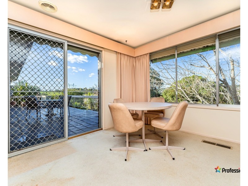 2 Endeavour Crescent, Westmeadows VIC 3049