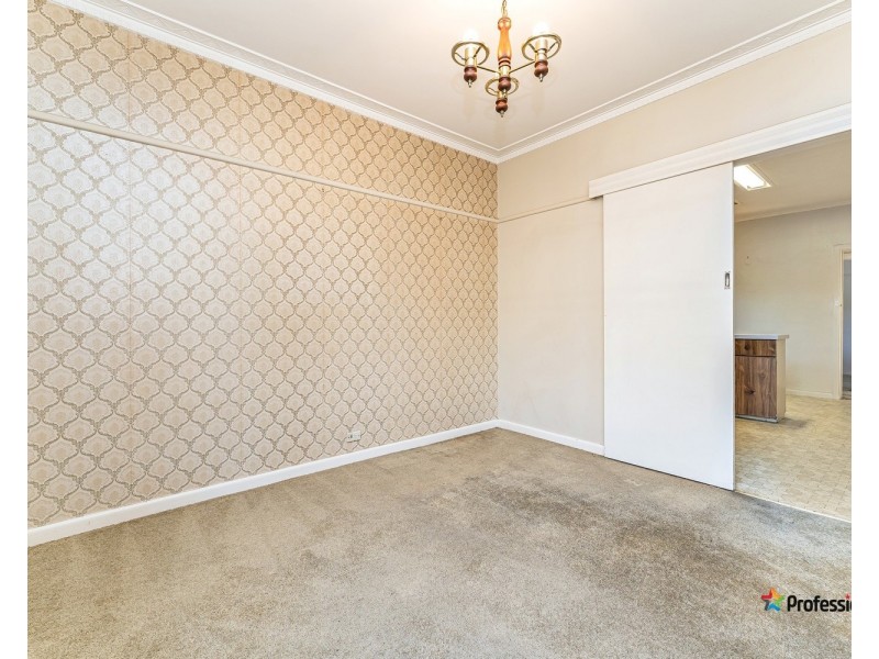 15 Granville Street, Glenroy VIC 3046