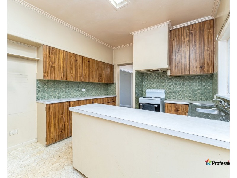 15 Granville Street, Glenroy VIC 3046