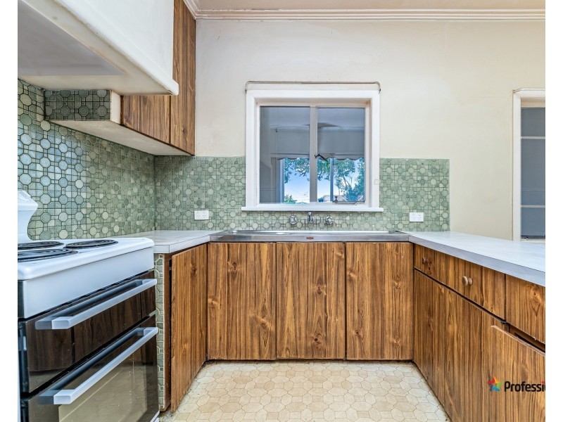 15 Granville Street, Glenroy VIC 3046