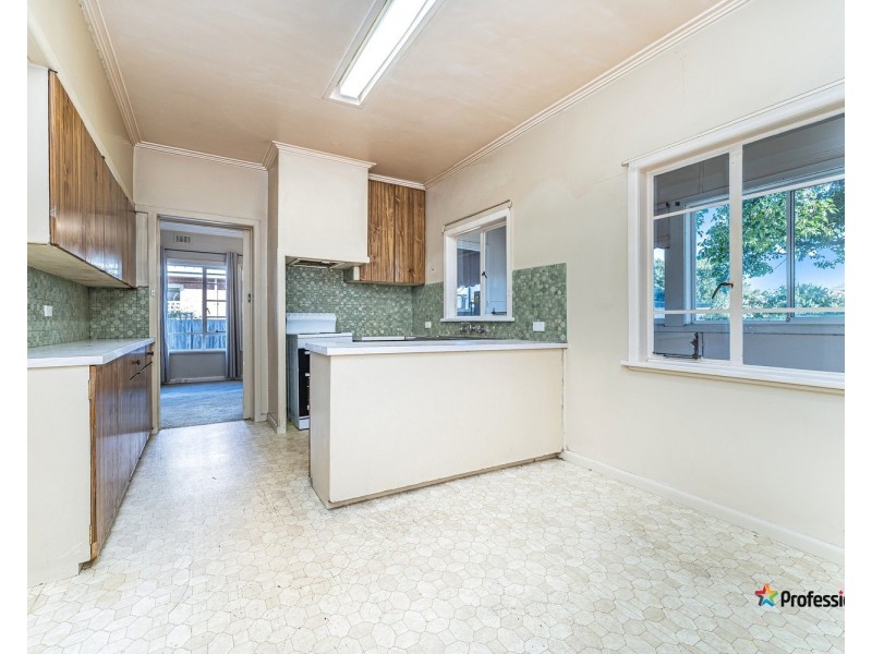 15 Granville Street, Glenroy VIC 3046