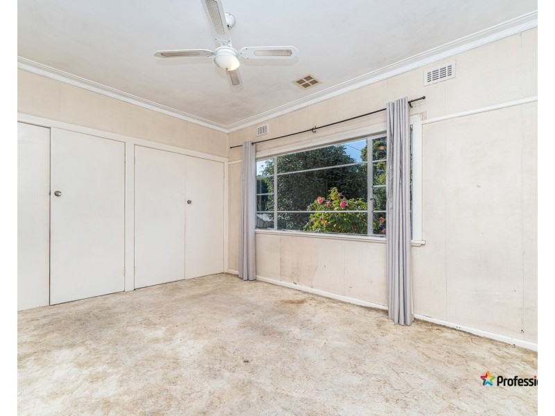 15 Granville Street, Glenroy VIC 3046