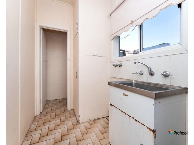 15 Granville Street, Glenroy VIC 3046