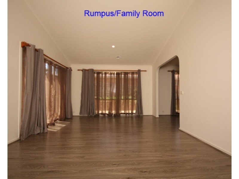 2 Linden Close, Meadow Heights VIC 3048