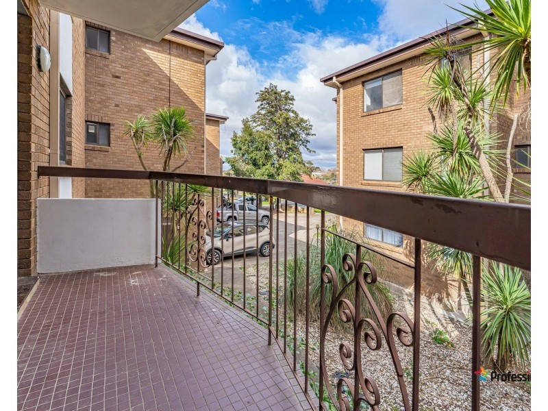 2/2 Chapman Avenue, Glenroy VIC 3046