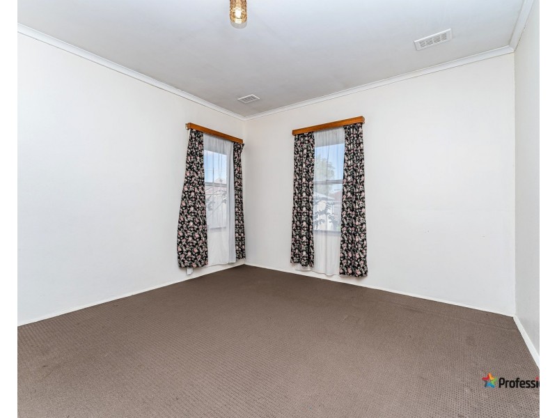 35 Bliburg Street, Jacana VIC 3047