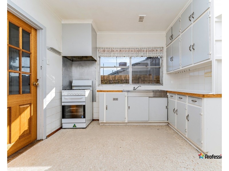 35 Bliburg Street, Jacana VIC 3047