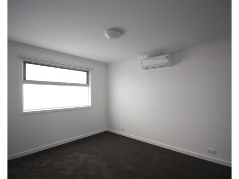 2/66 Belair Avenue, Glenroy VIC 3046