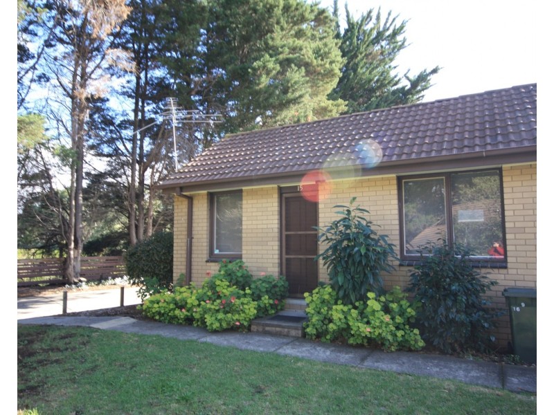 15/9-11 Chris Court, Oak Park VIC 3046