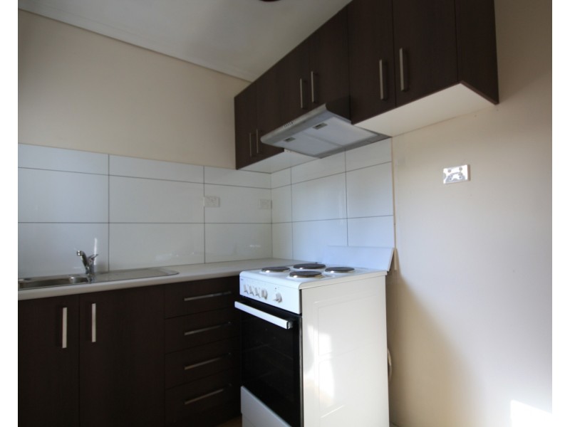 15/9-11 Chris Court, Oak Park VIC 3046