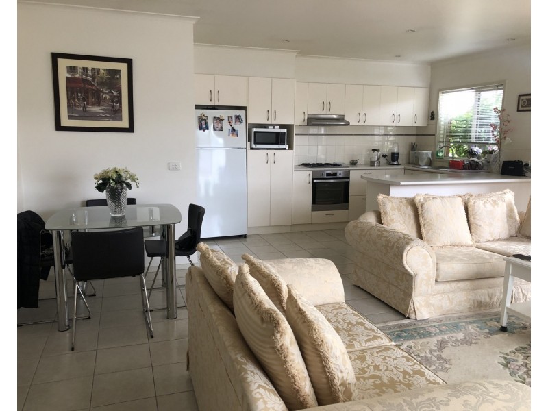 49A Station Road, Oak Park VIC 3046