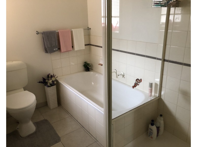 49A Station Road, Oak Park VIC 3046