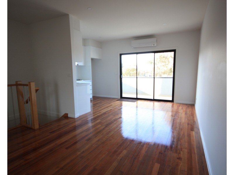 2/9 Lytton Street, Glenroy VIC 3046