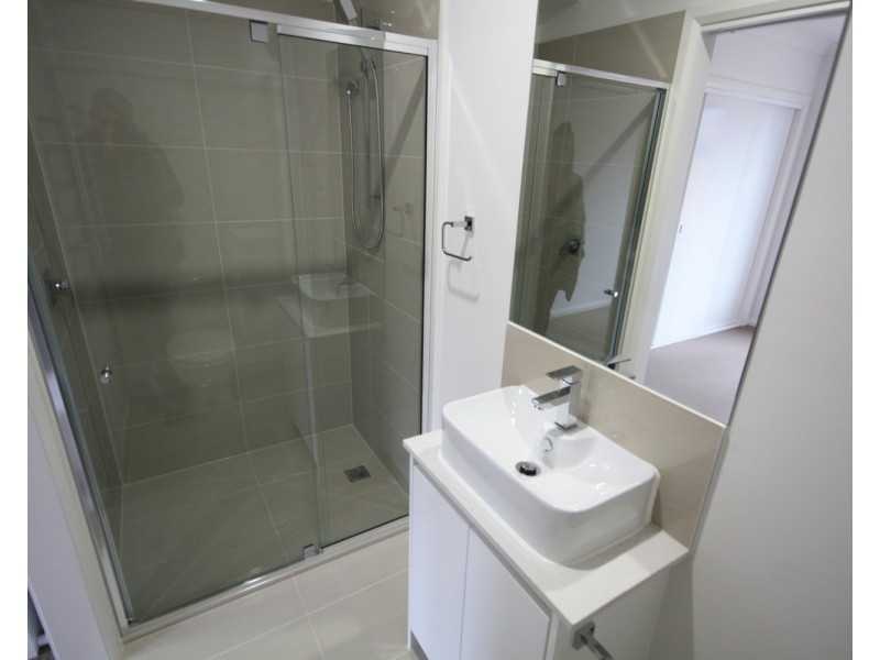 2/9 Lytton Street, Glenroy VIC 3046