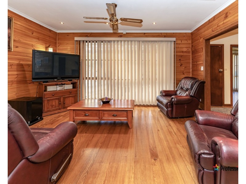 2 Milton Street, Glenroy VIC 3046