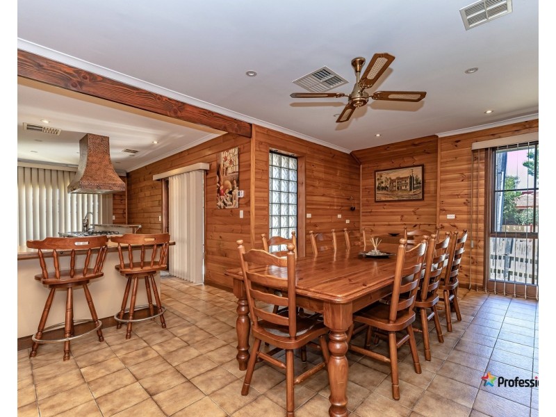 2 Milton Street, Glenroy VIC 3046