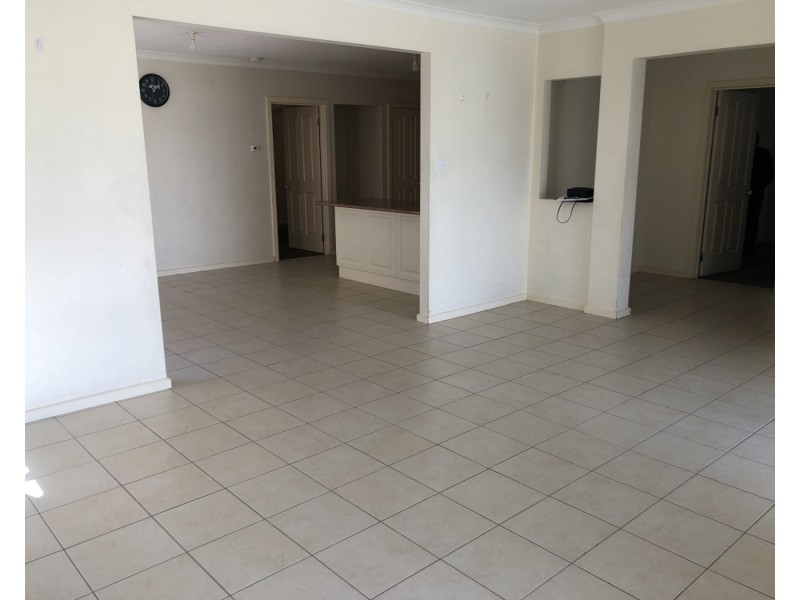 2/30 Anselm Grove, Glenroy VIC 3046