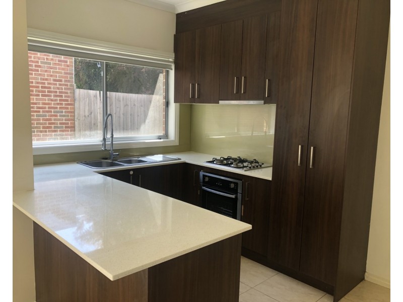 9/2 McKerchar Street, Glenroy VIC 3046