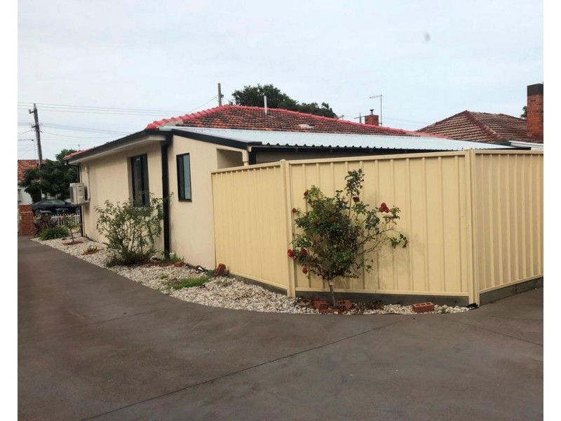 1/45 Westmoreland Road, Sunshine North VIC 3020