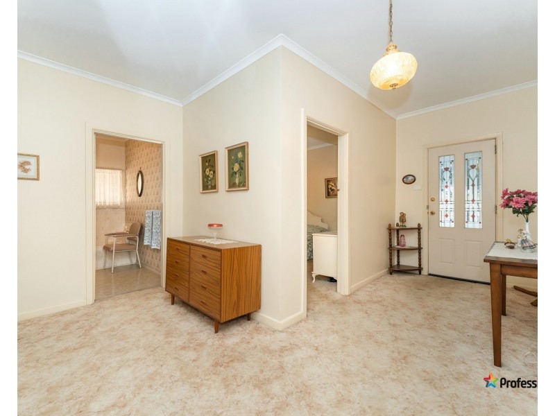 30 Becket Street, Glenroy VIC 3046