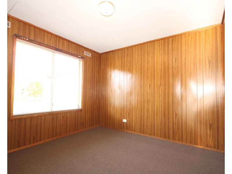 6 Kiama Street, Glenroy VIC 3046