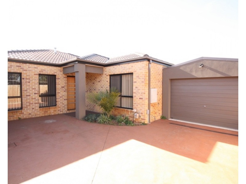 2/79 Bridgewater Road, Craigieburn VIC 3064