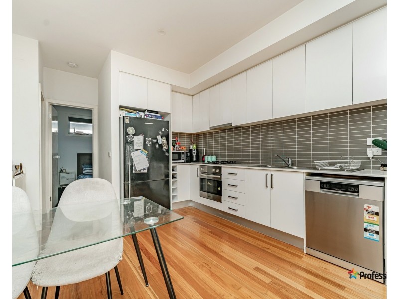 4/4 Grandview Street, Glenroy VIC 3046