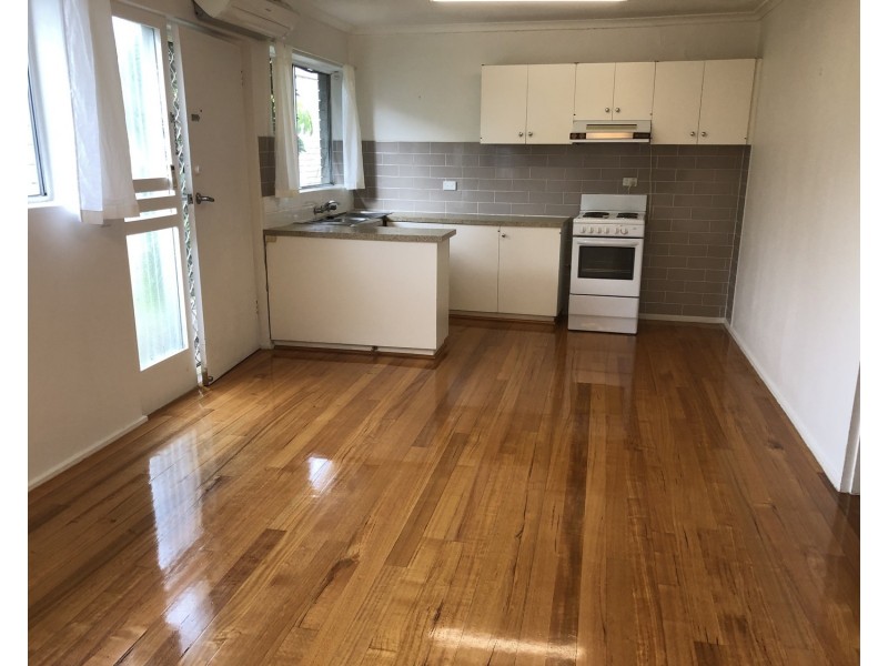 2/23a Becket Street, Glenroy VIC 3046