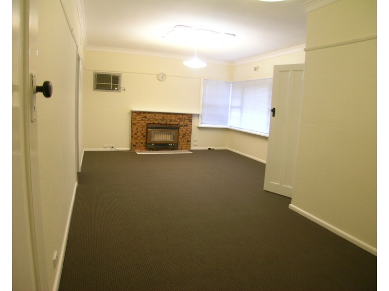 49 Clovelly Avenue, Glenroy VIC 3046