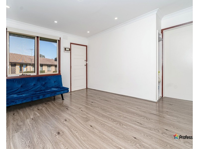 4/9-11 Chris Court, Oak Park VIC 3046