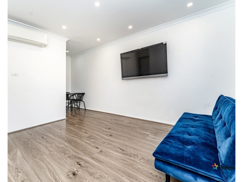 4/9-11 Chris Court, Oak Park VIC 3046