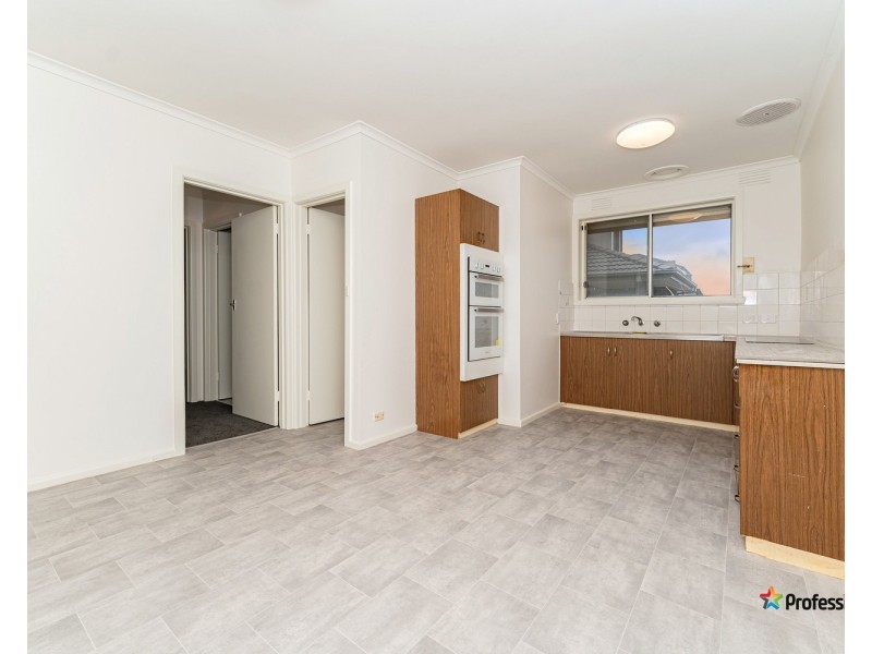 2/28 Grandview Street, Glenroy VIC 3046