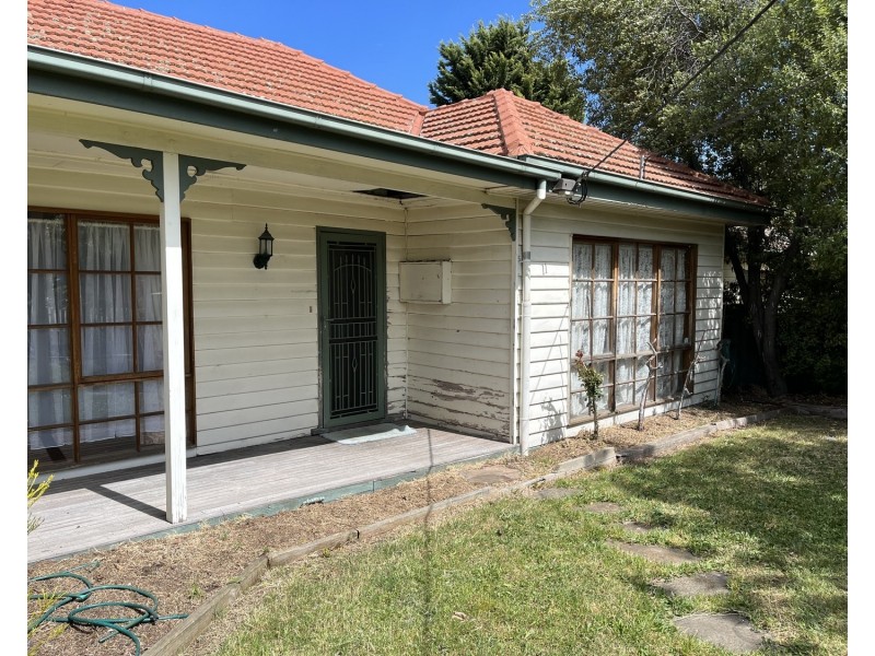 11 Illawarra Street, Glenroy VIC 3046