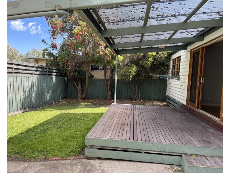 11 Illawarra Street, Glenroy VIC 3046