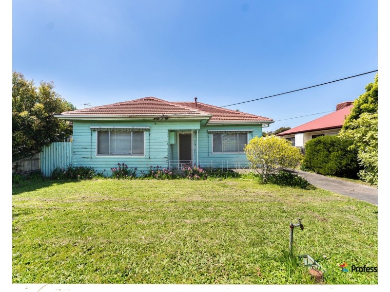 4 Leonard Avenue, Glenroy VIC 3046