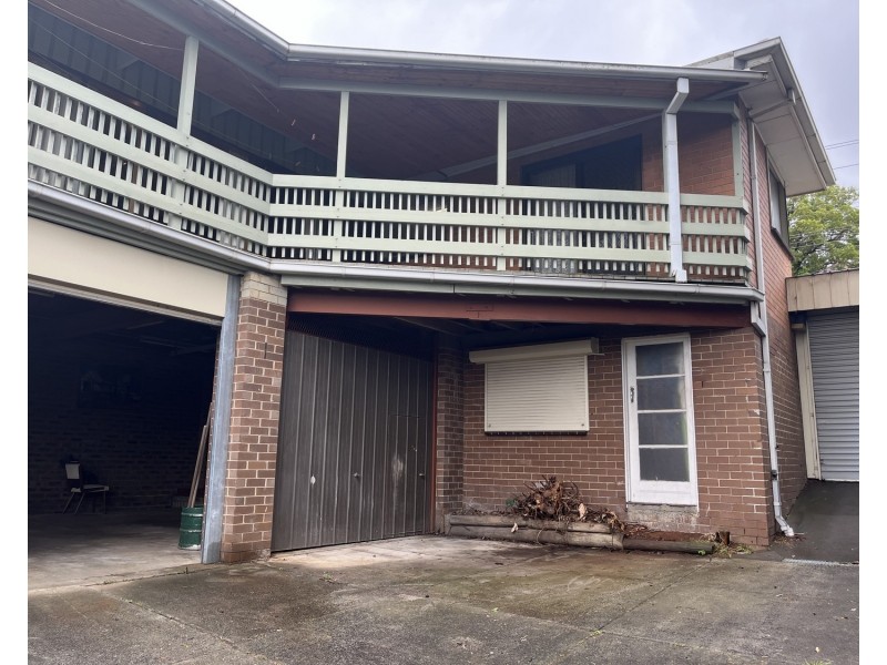 33 Devereaux Street, Oak Park VIC 3046