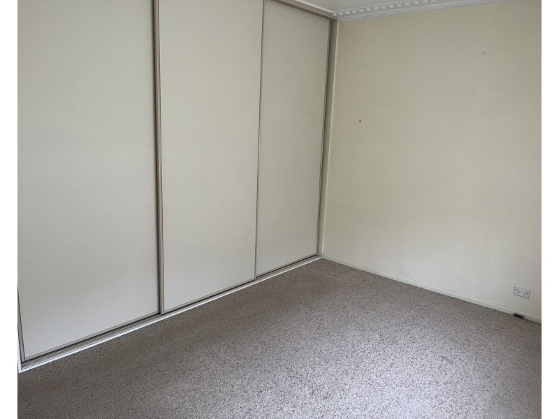 33 Devereaux Street, Oak Park VIC 3046