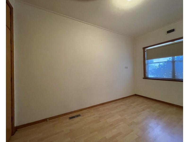 2 Cromwell Street, Glenroy VIC 3046