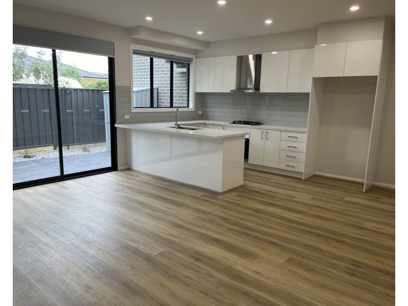 2/68 Justin Avenue, Glenroy VIC 3046