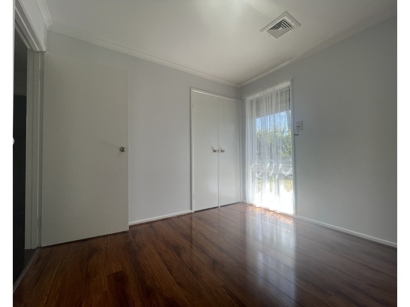 1/1 Ellam Court, Meadow Heights VIC 3048